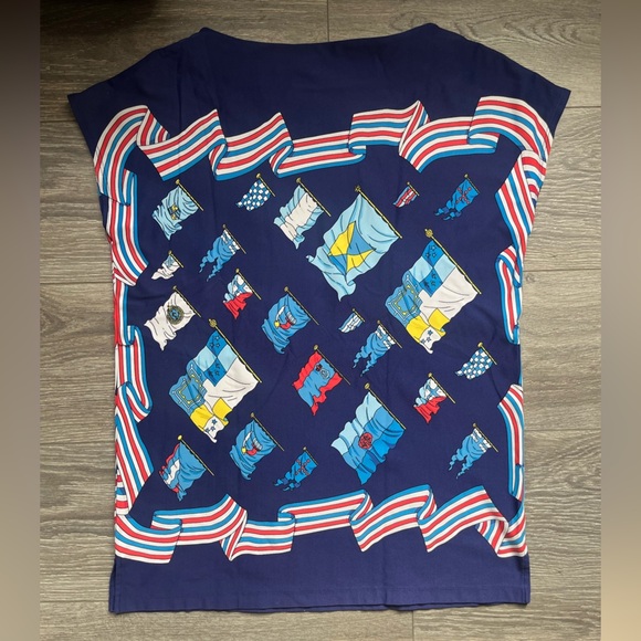 J. McLaughlin Navy Cap Sleeve Flag Print Top Size M Yacht Boating Spring Preppy - Picture 2 of 8